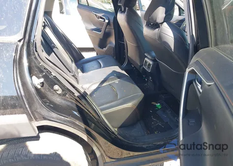 2019 Toyota Rav4 Adventure z USA, uszkodzony, nr VIN 2T3J1RFV6KW014525